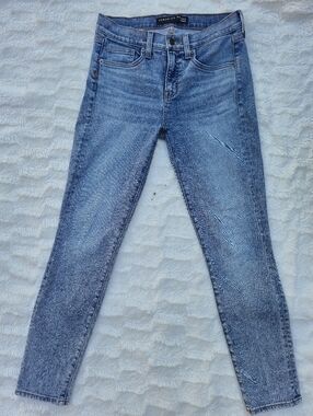 Veronica Beard Medium Blue Skinny Jeans